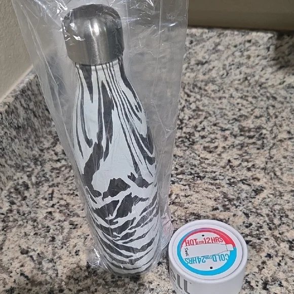 NWT Swell Noir Zebra Insulated Cold & Hot Bottle, 25oz / 750ml - Picture 1 of 4